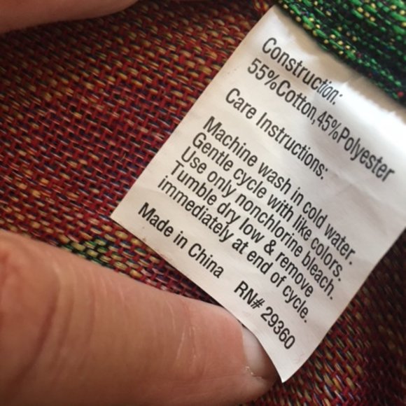 Christmas Pointsetta Tablecloth Vibrant Oblong - Picture 3 of 3